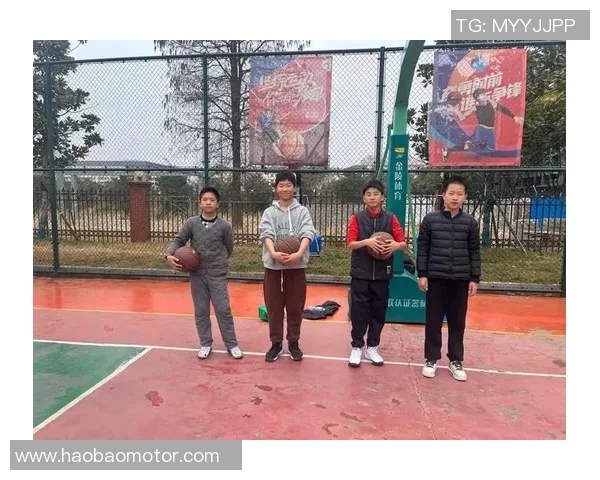 上海与深圳篮球赛激战正酣谁能夺得荣耀之巅精彩对决不容错过